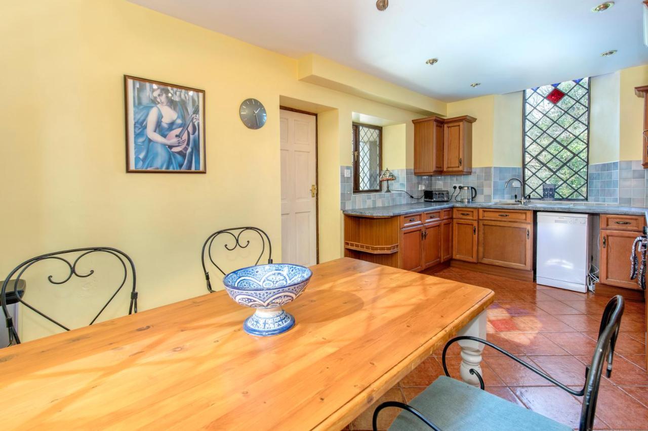 Stunning Baptist Chapel With Concert Piano, Pets Welcome Holiday home *